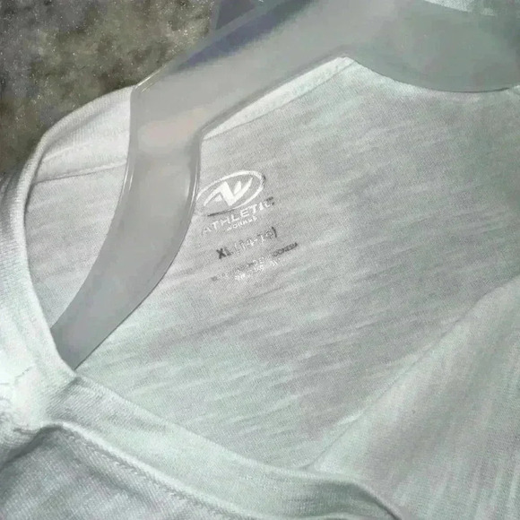 Set of 2 / NWT! Women's Athletic Works Tank Top XL (14-16) Plus White - Picture 6 of 9